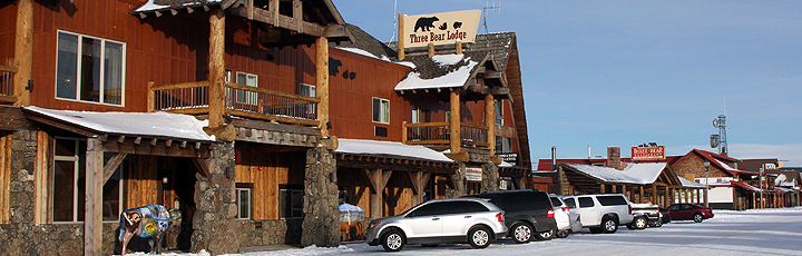 Lodging & Restaurant  Three Bear Lodge - West Yellowstone, MT